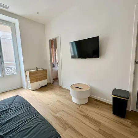 2 Pieces Quartier Du Port * Nice