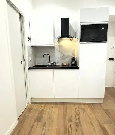 2 Pieces Quartier Du Port Νίκαια