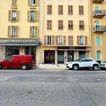 2 Pieces Quartier Du Port Διαμέρισμα